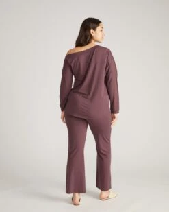 UltimateS Dolci Top in Cassis: Sustainable Off-the-Shoulder Loungewear 7 UltimateS Dolci Top in Cassis: Sustainable Off-the-Shoulder Loungewear -UNIVERSAL STANDARD Ultimates Dolci TopCassisUSLG0087B 911 003 041