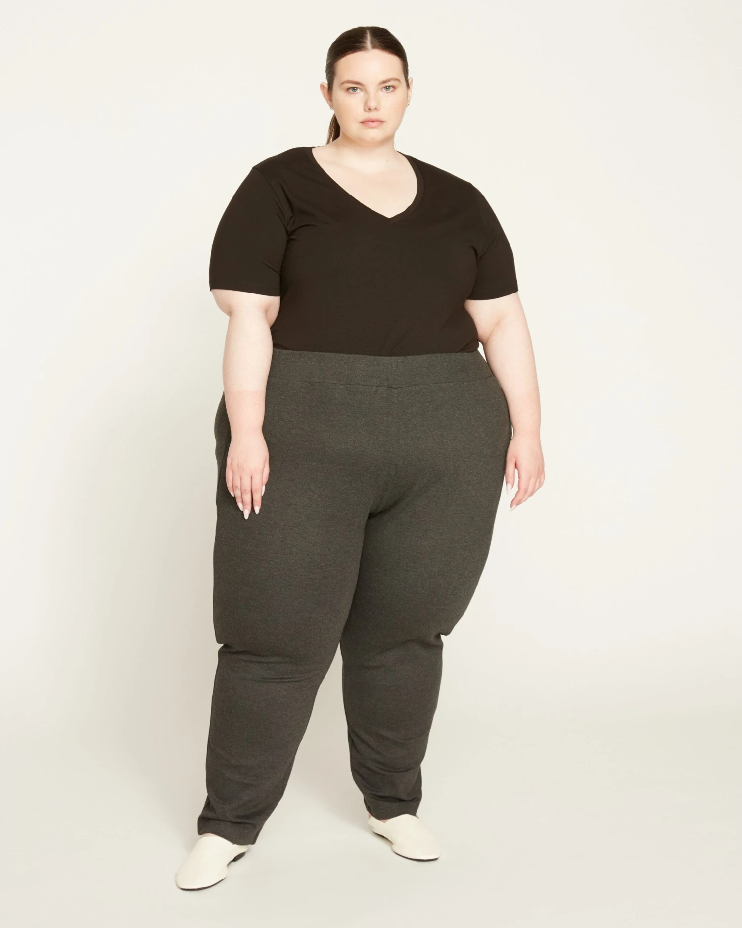 Premium Peruvian Cotton V-Neck Tee - Slim Fit Black 5 Premium Peruvian Cotton V-Neck Tee - Slim Fit Black - Image 3