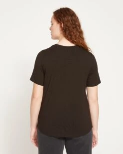 Premium Peruvian Cotton V-Neck Tee - Slim Fit Black 11 Premium Peruvian Cotton V-Neck Tee - Slim Fit Black -UNIVERSAL STANDARD V Rex Black US10013V 001 003 054