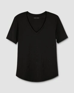 Premium Peruvian Cotton V-Neck Tee - Slim Fit Black 12 Premium Peruvian Cotton V-Neck Tee - Slim Fit Black -UNIVERSAL STANDARD v rex black US10013V RGB r2